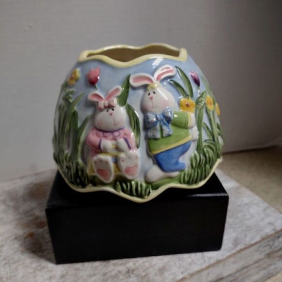 Home Interior Ceramic Candle Shade Bunnies 3-D. C4 - Picture 1 of 4